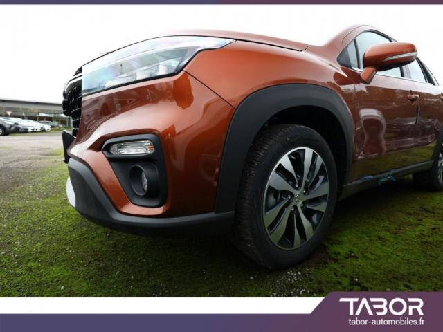 Suzuki S-Cross image 2