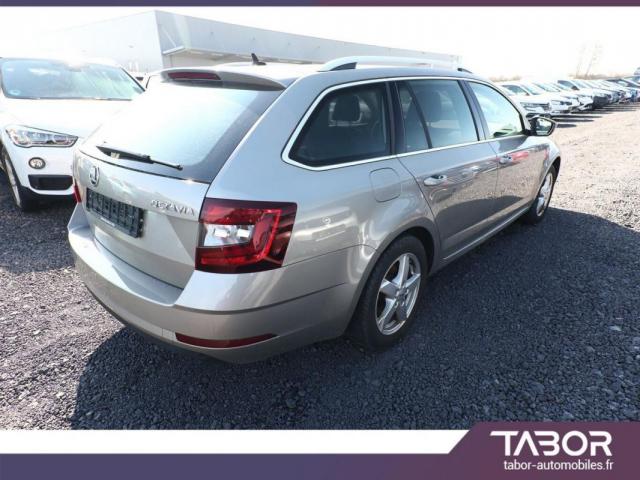 Skoda Octavia image 8