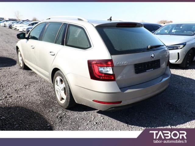 Skoda Octavia image 6