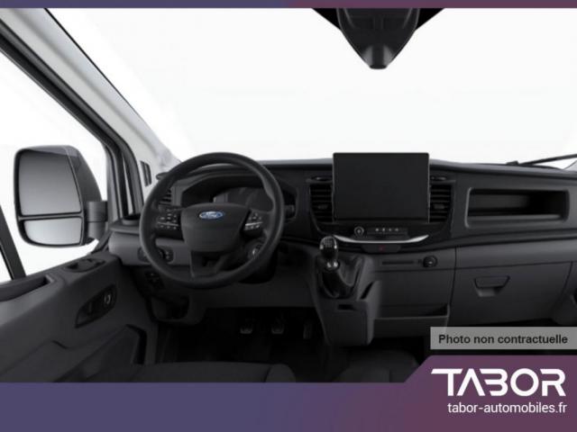 Ford Transit image 4