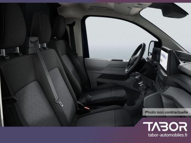 Volkswagen Transporter image 2