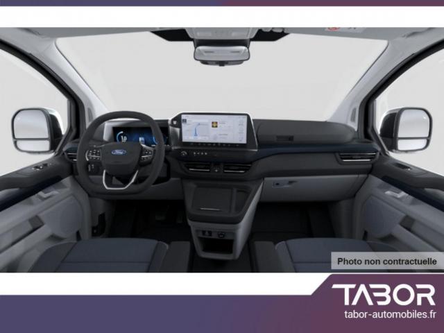 Ford Tourneo image 1