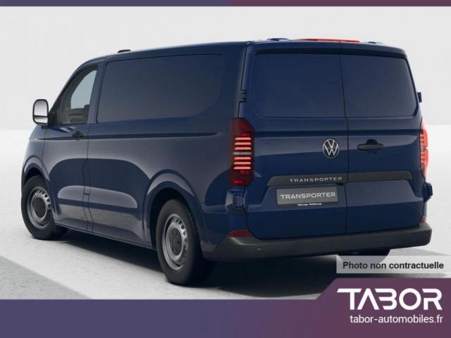 Volkswagen Transporter image 9
