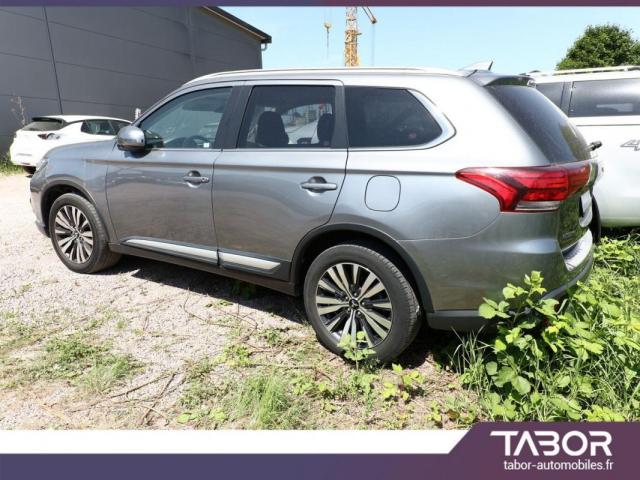 Mitsubishi Outlander image 1