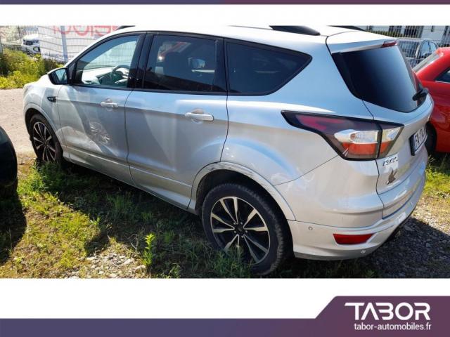 Ford Kuga image 5