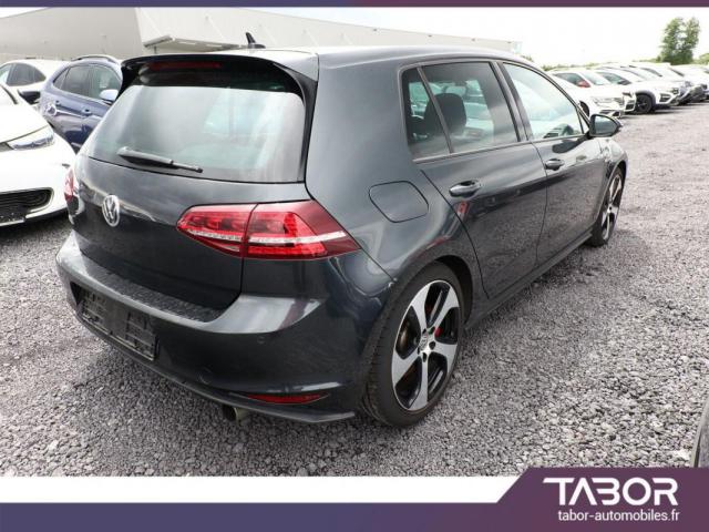 Volkswagen Golf image 8