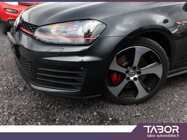 Volkswagen Golf image 2