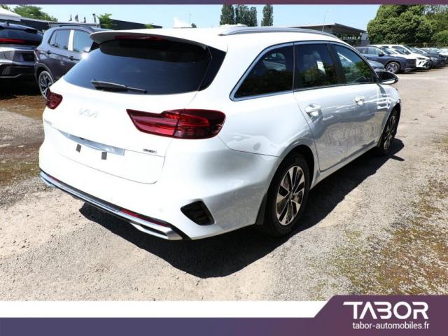 Kia Cee'D image 5