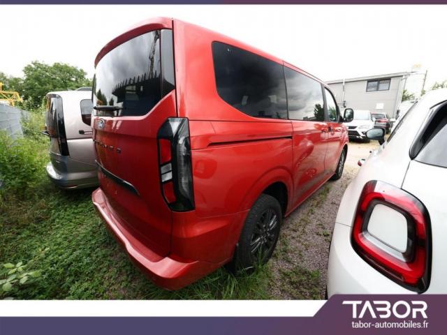 Ford Tourneo image 1