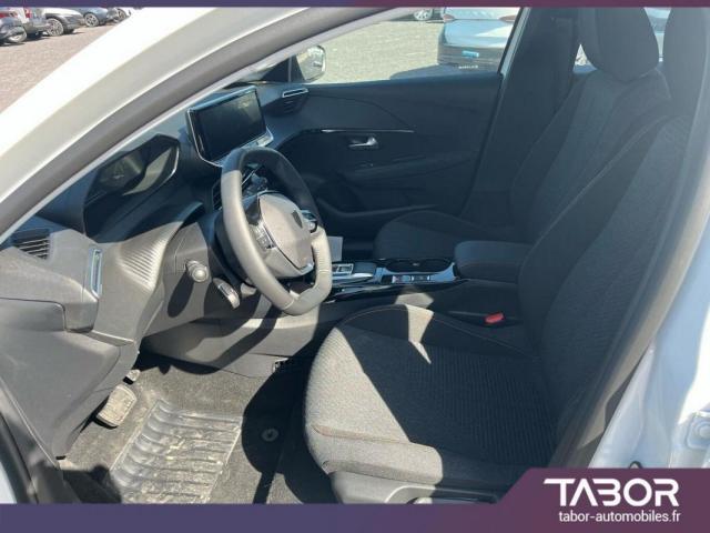 Peugeot 208 image 2
