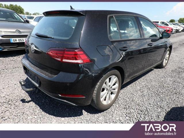 Volkswagen Golf image 9