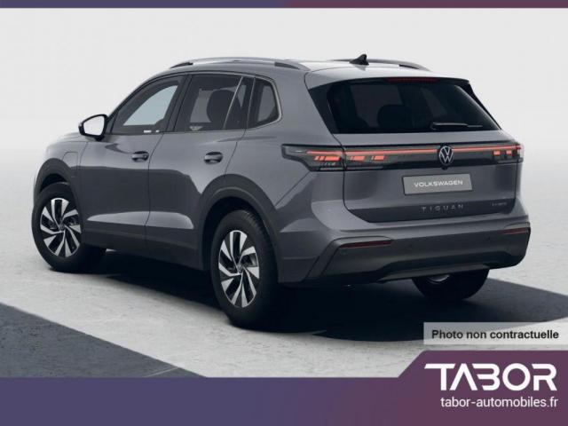 Volkswagen Tiguan image 8