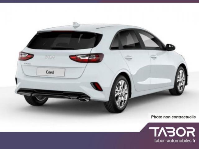 Kia Cee'D image 8