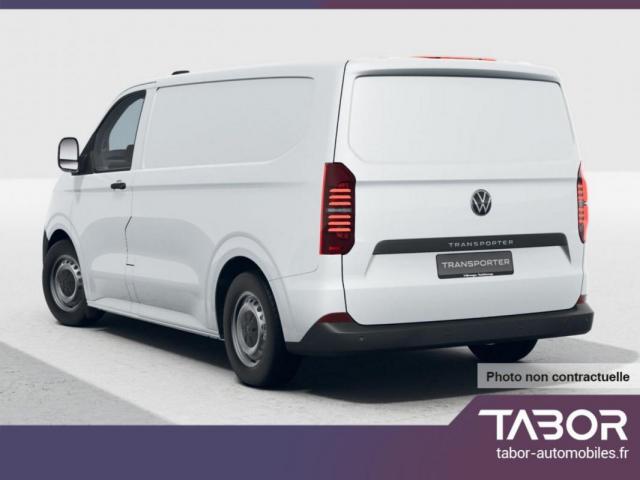 Volkswagen Transporter image 2