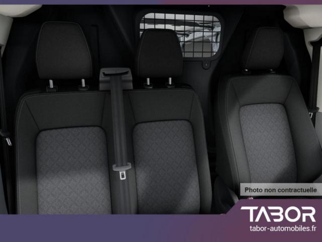 Volkswagen Transporter image 4
