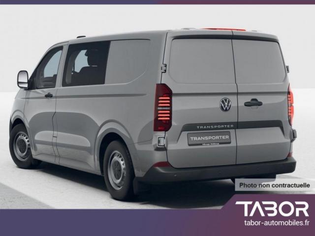 Volkswagen Transporter image 2