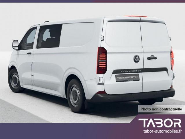 Volkswagen Transporter image 3