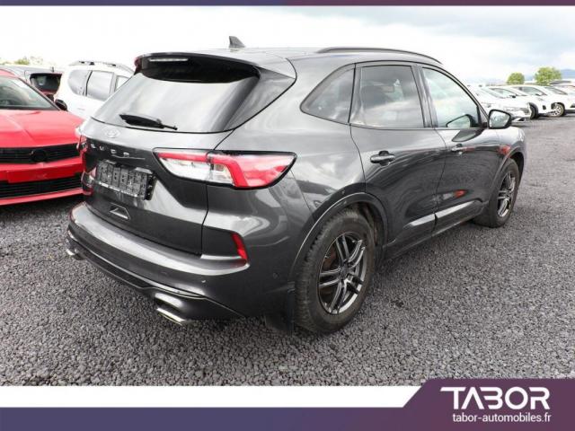 Ford Kuga image 8