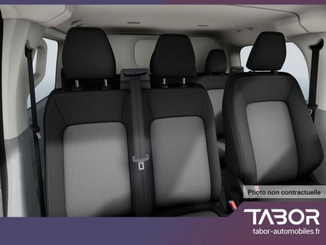 Volkswagen Transporter image 2