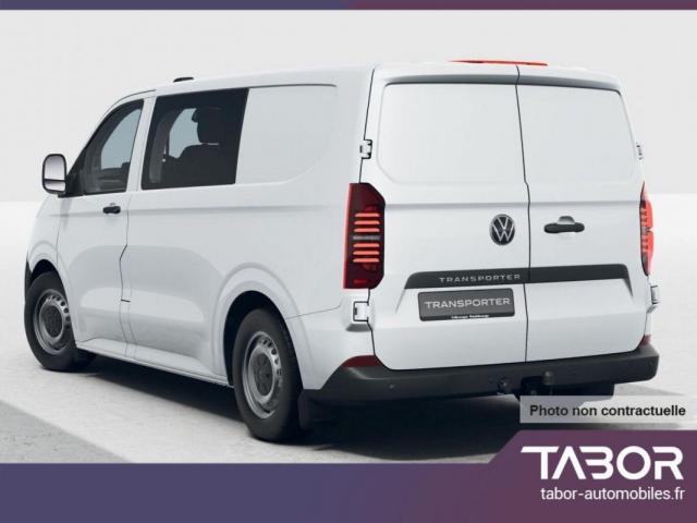 Volkswagen Transporter image 2