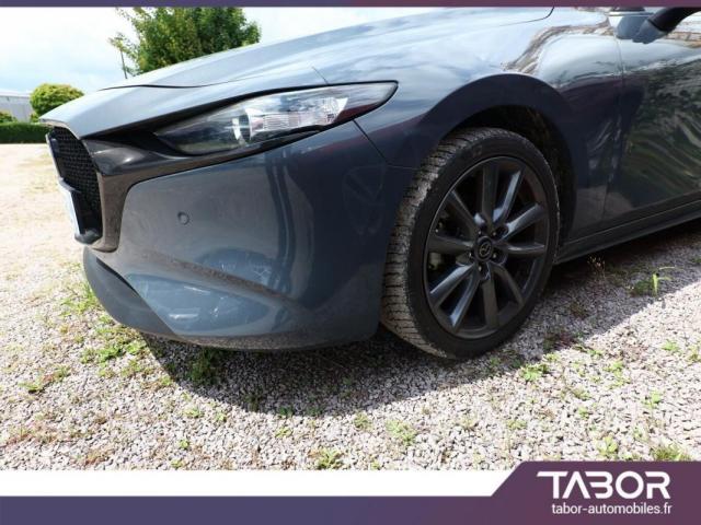 Mazda 3 image 1