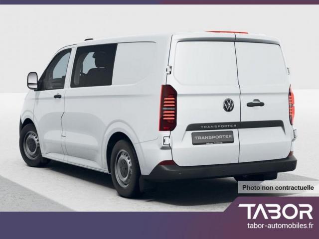 Volkswagen Transporter image 2