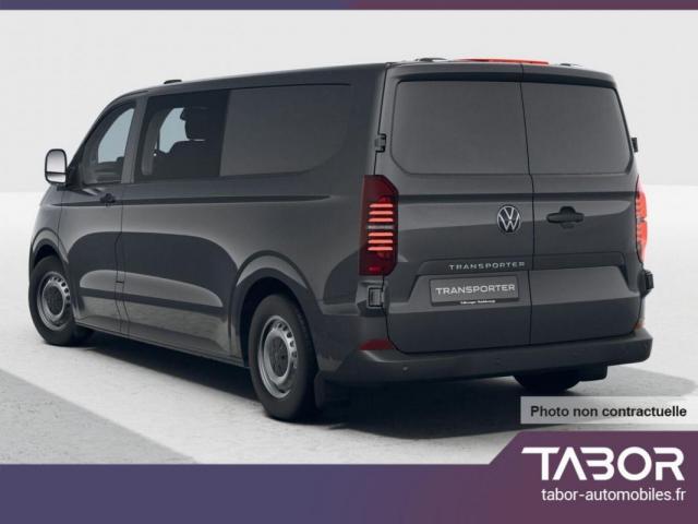 Volkswagen Transporter image 2