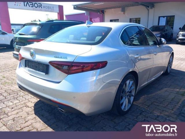 Alfa Romeo Giulia image 6