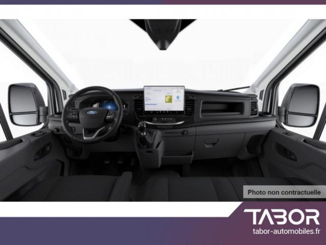 Ford Transit image 8