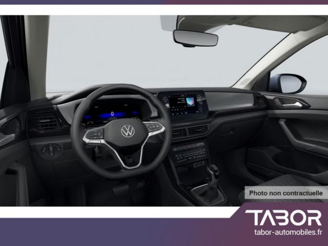 Volkswagen T-Cross image 1