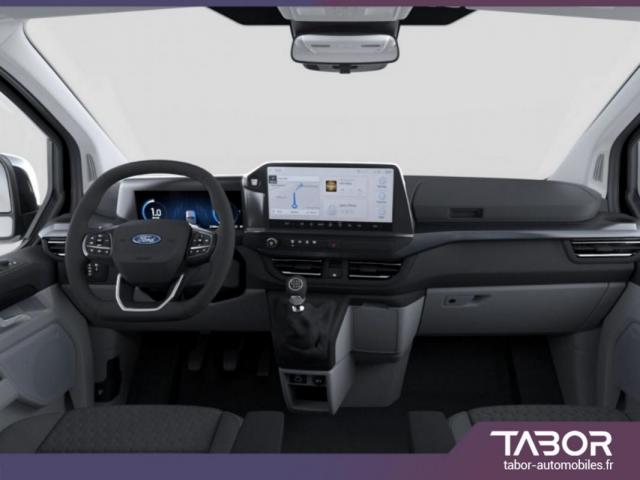 Ford Tourneo Custom image 2