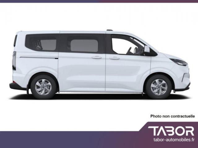 Ford Tourneo Custom image 3