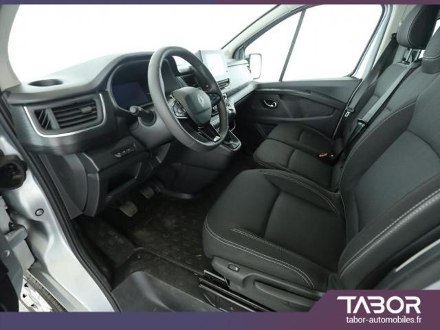 Renault Trafic image 9