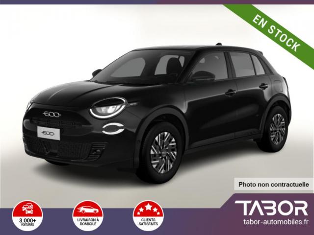 Fiat 600 600e Red Led Pdc Reg Carplay 11kwobc Bt