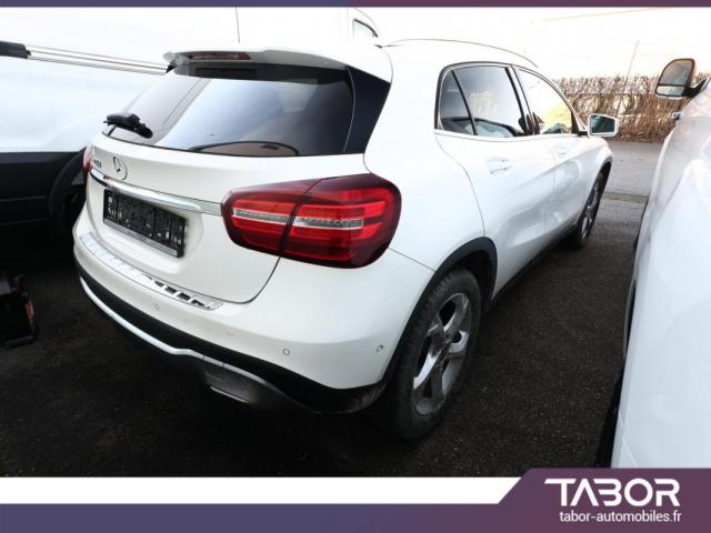 Mercedes Benz Gla image 1