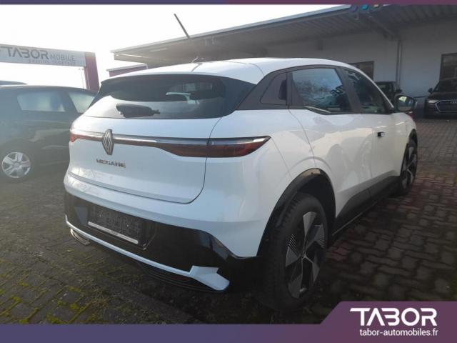 Renault Megane image 2