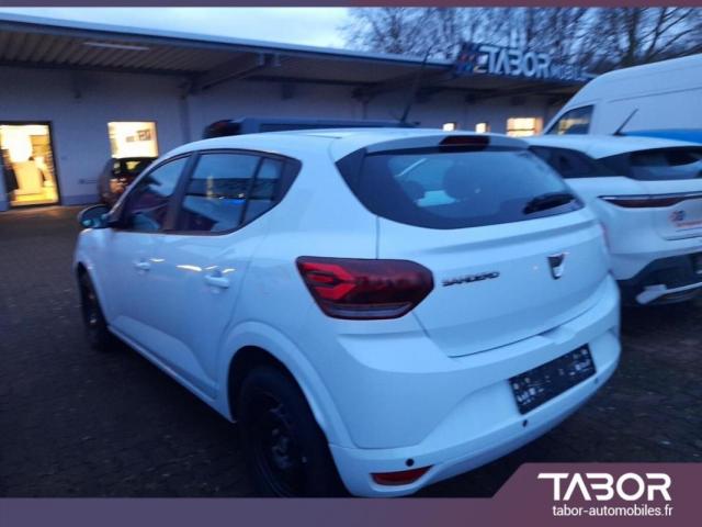 Dacia Sandero image 1