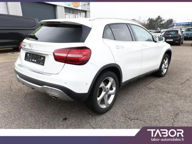 Mercedes Benz Gla image 1