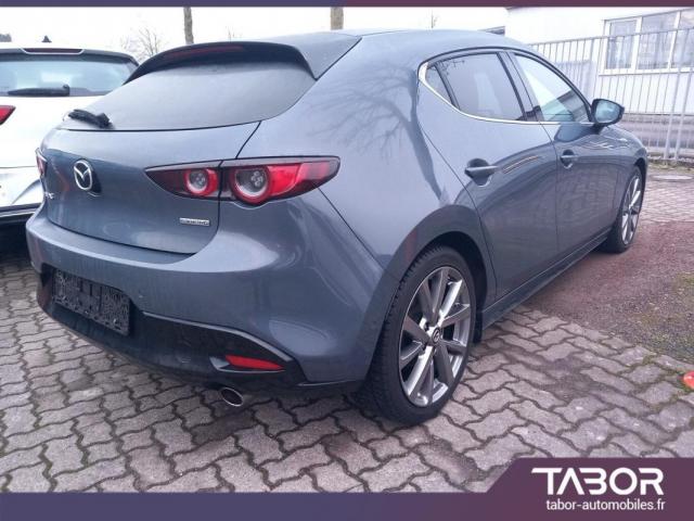 Mazda 3 image 3