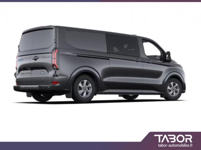 Ford Transit Custom image 3