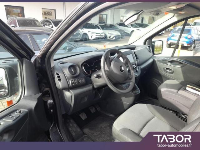 Renault Trafic image 1