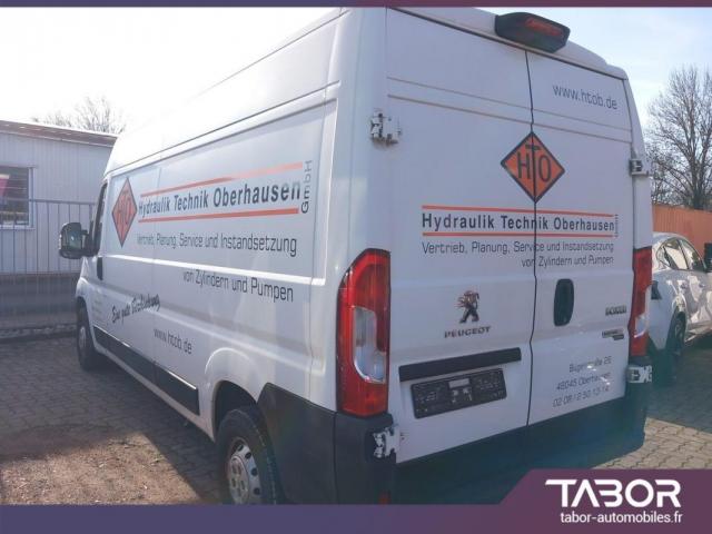 Peugeot Boxer image 2