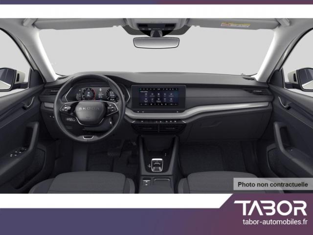 Skoda Octavia image 2