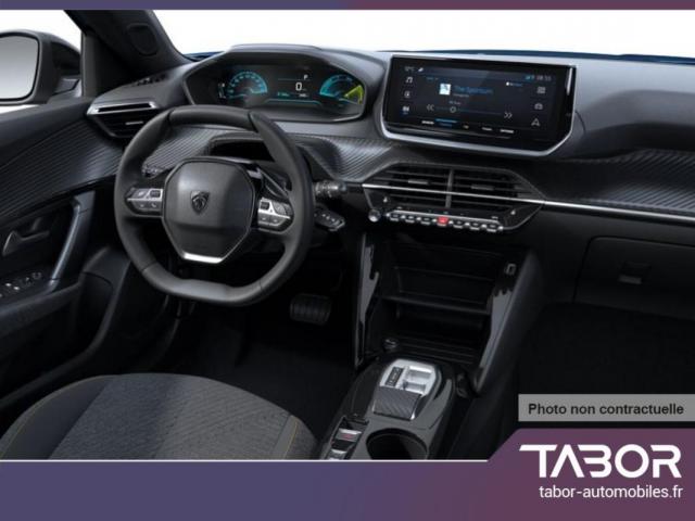 Peugeot 2008 image 8