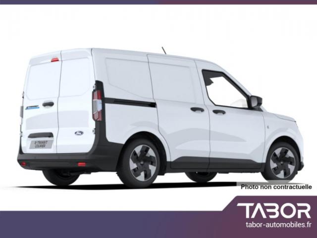 Ford Transit Courier image 5