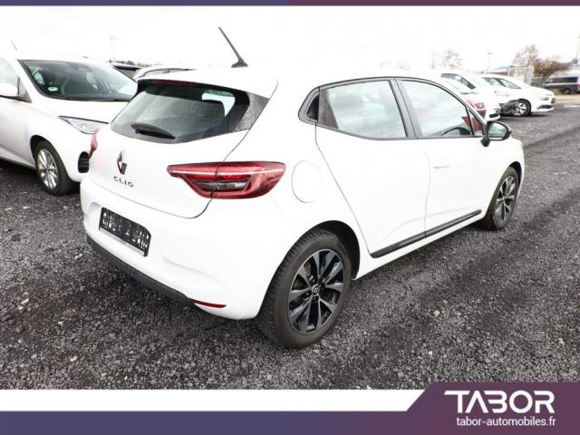 Renault Clio image 2