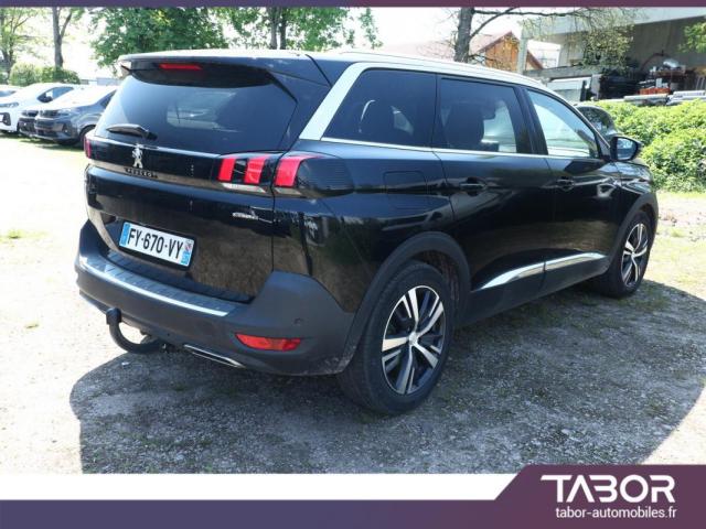Peugeot 5008 image 1
