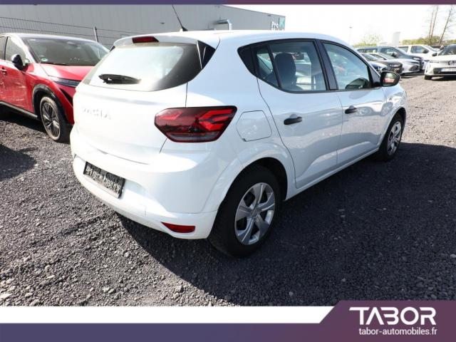 Dacia Sandero image 9