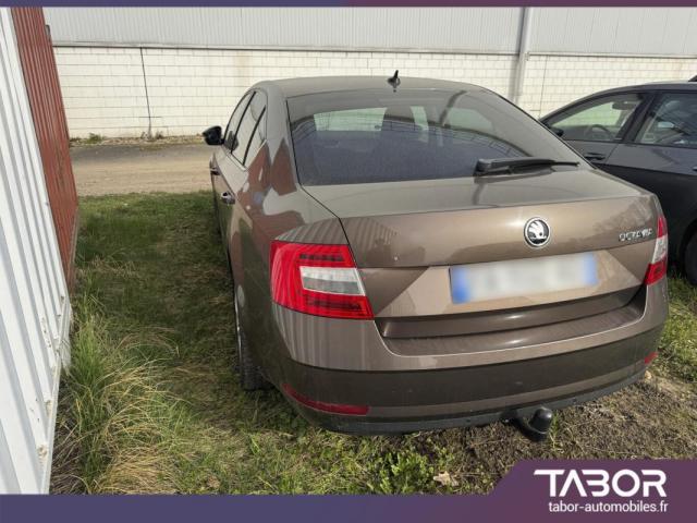 Skoda Octavia image 8