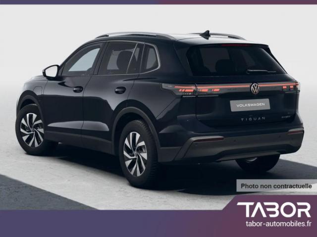 Volkswagen Tiguan image 8